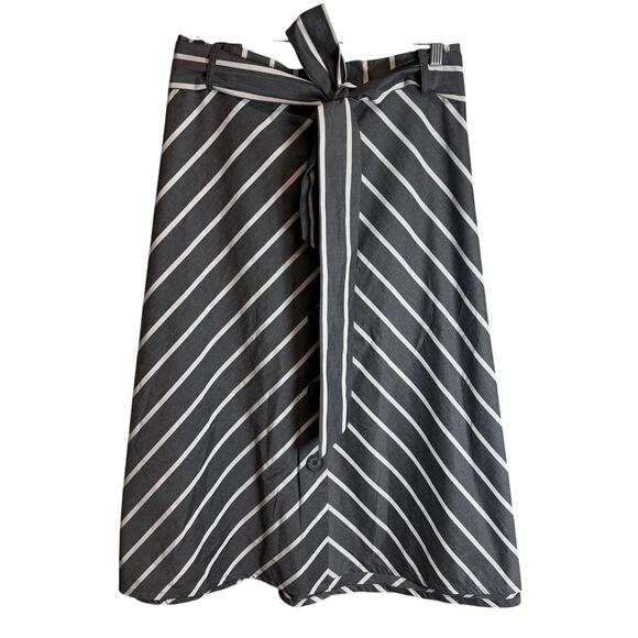 Ava & Viv Dresses & Skirts - Ava & Viv Plus Black White Striped Midi Skirt Tie Waist Button Front Cotton